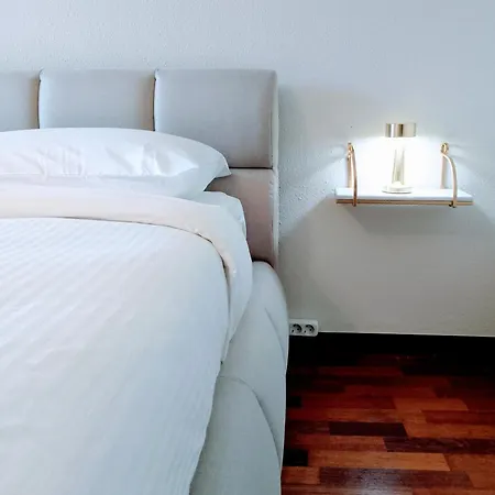 Apartment Acogedor A Un Paso De Gascona Con Wifi Netflix Y Prime Gratis By M&n's House