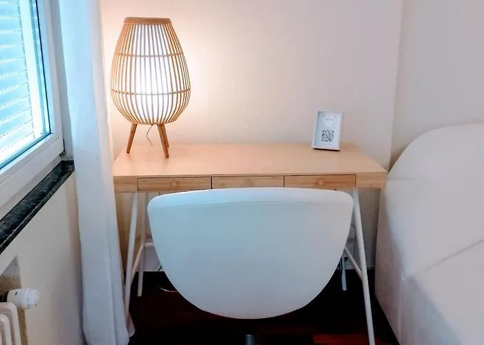 Acogedor A Un Paso De Gascona Con Wifi Y Netflix Gratis By M&n's House Apartment Oviedo