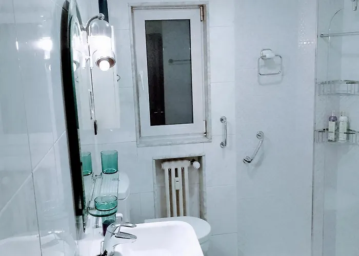 Acogedor A Un Paso De Gascona Con Wifi Y Netflix Gratis By M&n's House *